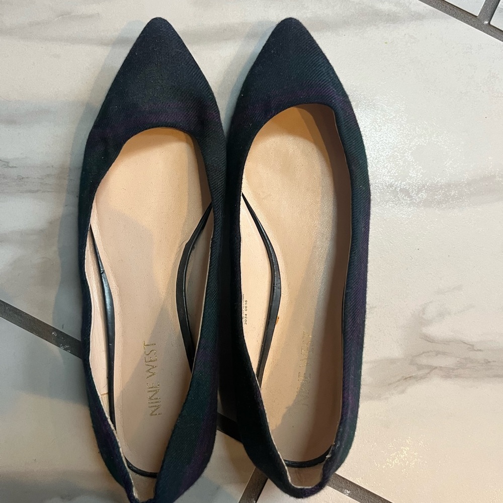 Nine West Plaid Flats 8.5